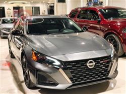 نيسان ألتيما